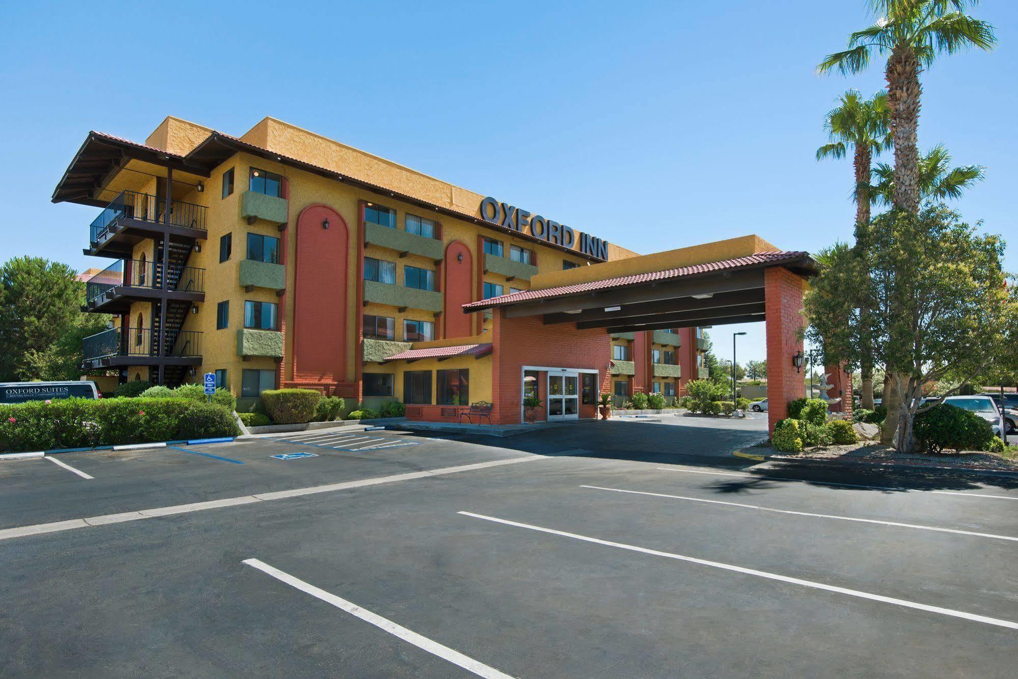 Oxnard Inn Lancaster Exterior photo